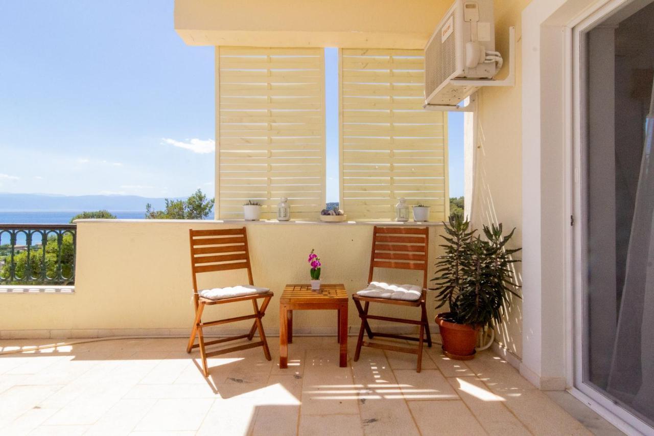 포르토헬리 House With Amazing Ocean View And Patio - Pool 빌라 외부 사진